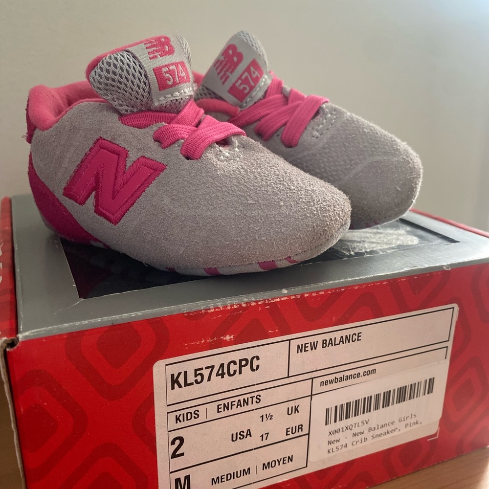 New Balance Crib Shoes sz 2